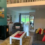 33 Old Village V93k66x 4 King Beds Sleeps 8 Sharing *