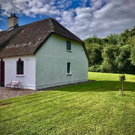 33 Old Village V93k66x * Cill Airne