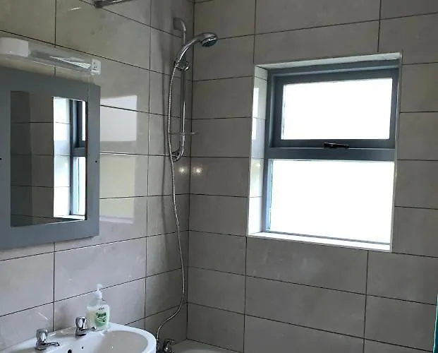 Ferienhaus 33 Old Village V93k66x 4 King Beds Sleeps 8 Sharing